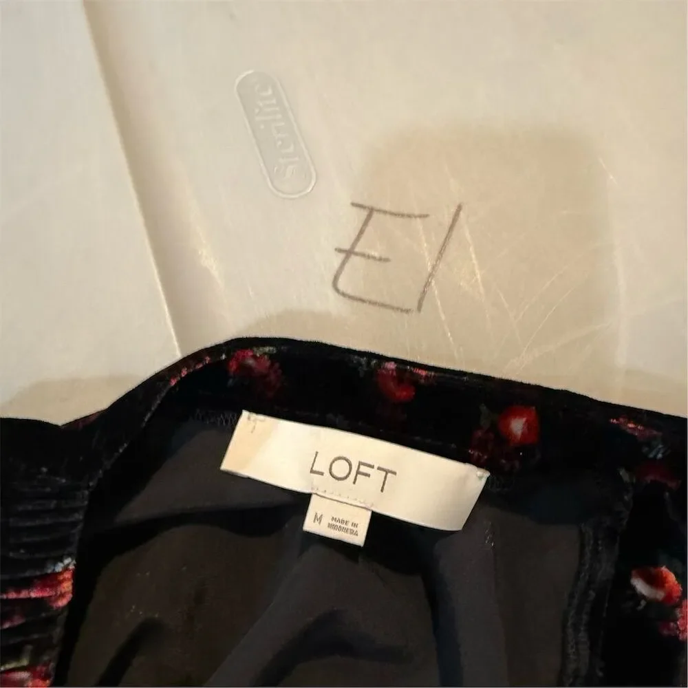 LOFT Women's Floral Puff Sleeve Velvet Top Size M Multicolor Casual